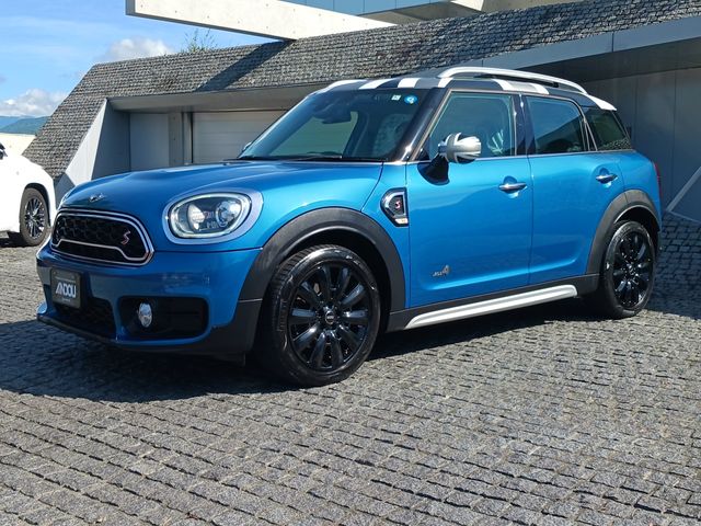 Bmw MINI 2018-05 8766-1