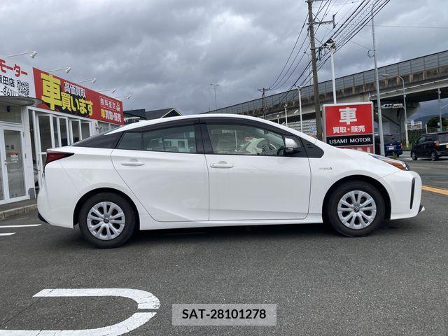 Toyota PRIUS 2019-05 322556-6