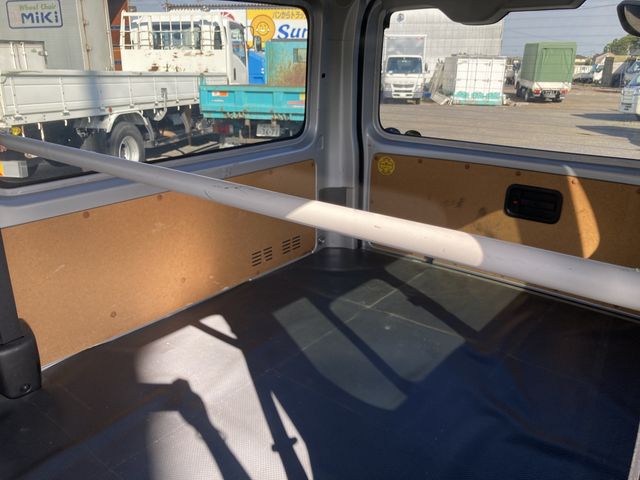 Toyota HIACE VAN 2020-09 14600-12