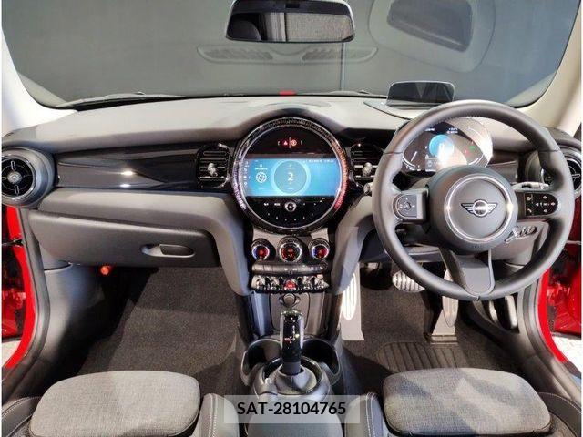 Bmw MINI 2023-06 319653-12