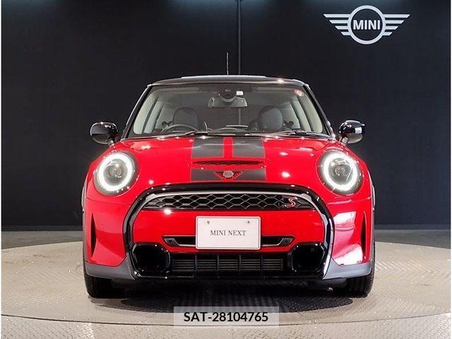 Bmw MINI 2023-06 319653-1