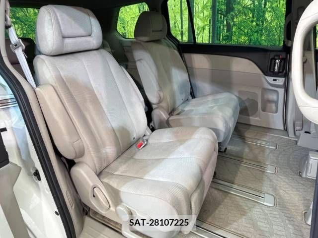 Mazda MPV 2008-06 251284-11