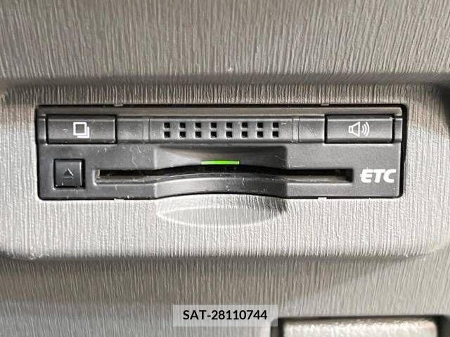 Toyota PRIUS ALPHA 2014-09 322242-5