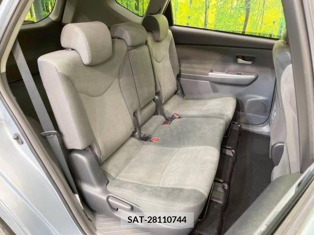 Toyota PRIUS ALPHA 2014-09 322242-9