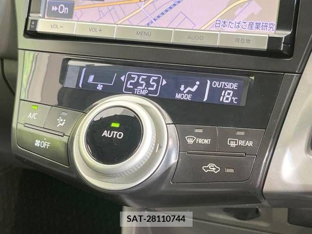 Toyota PRIUS ALPHA 2014-09 322242-6
