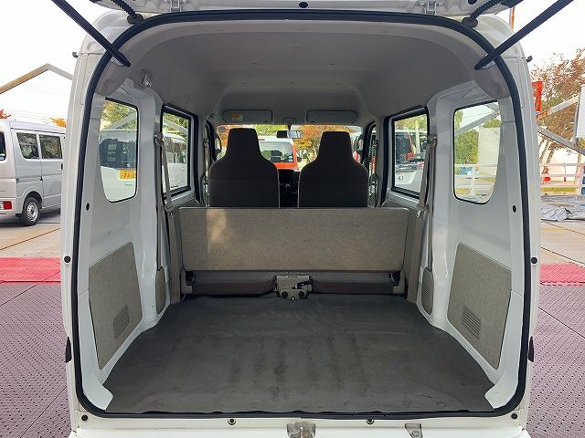 Mitsubishi MINICAB VAN 2017-09 24682-20