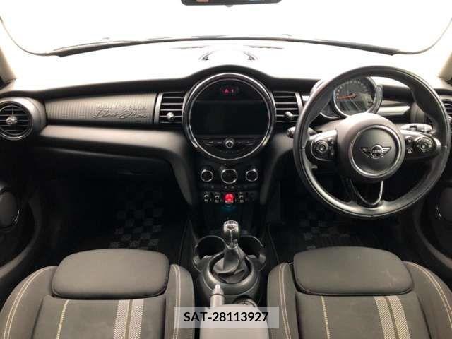 Bmw MINI 2019-04 363776-1