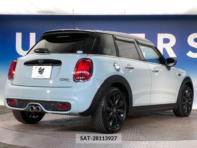 Bmw MINI 2019-04 363776-18