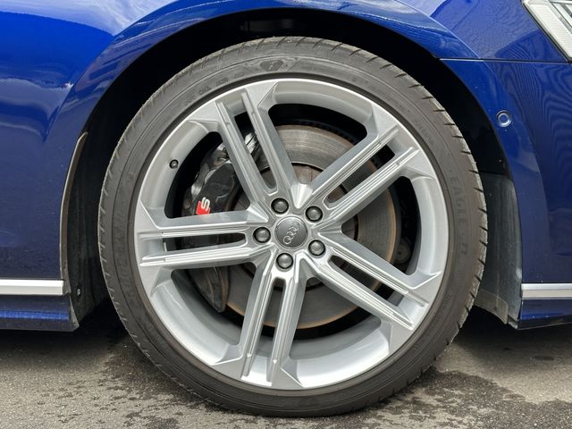 Audi S8 2020-09 195657-29
