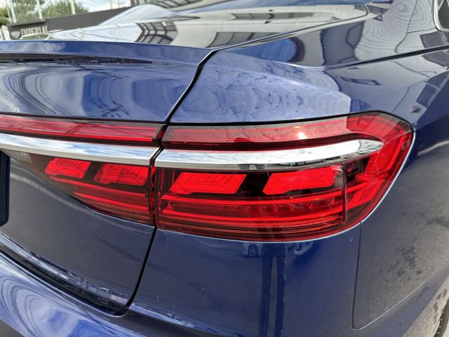 Audi S8 2020-09 195657-18
