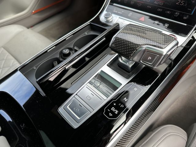 Audi S8 2020-09 195657-22