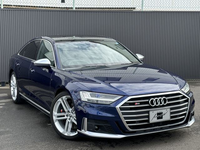 Audi S8 2020-09 195657-5