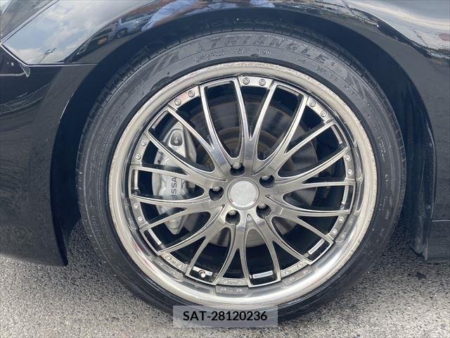 Nissan FUGA 2011-09 270682-17