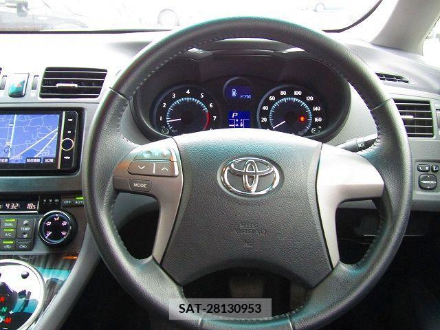 Toyota VOXY 2013-06 326464-14