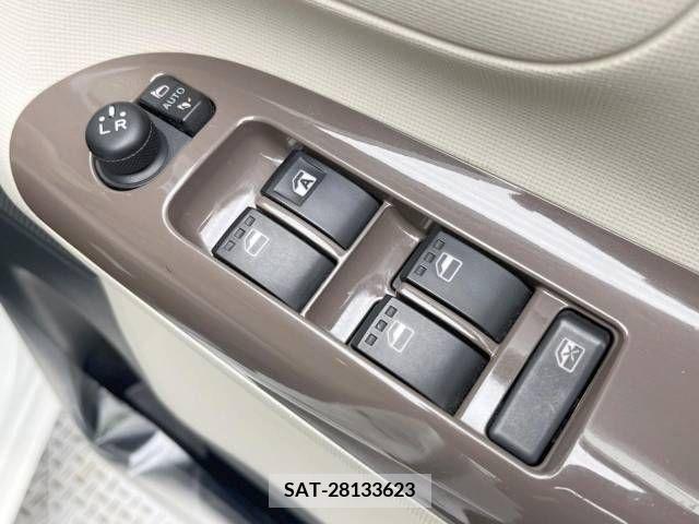 Daihatsu MOVE 2017-12 215876-11