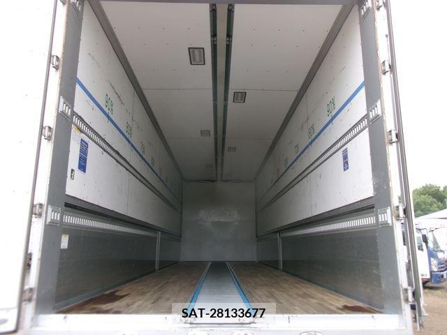 Hino PROFIA 2019-03 282616-9