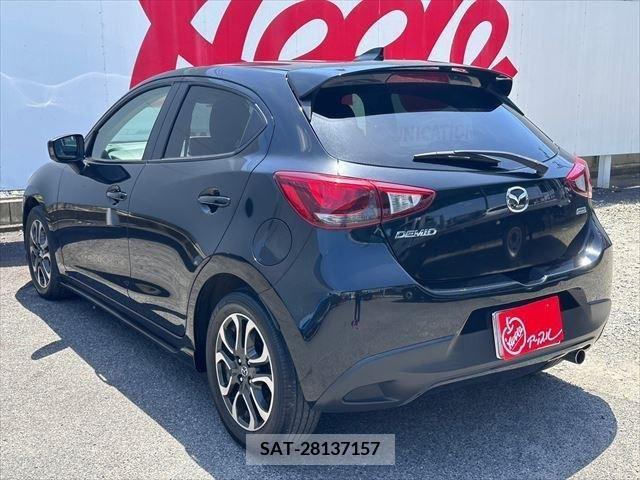 Mazda DEMIO 2015-11 267579-6