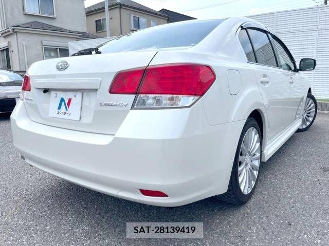 Subaru LEGACY B4 2011-09 348682-17