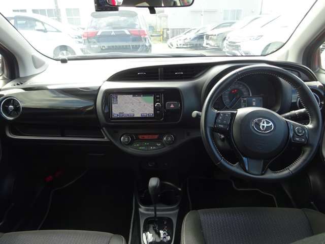 Toyota VITZ 2018-06 10464-1