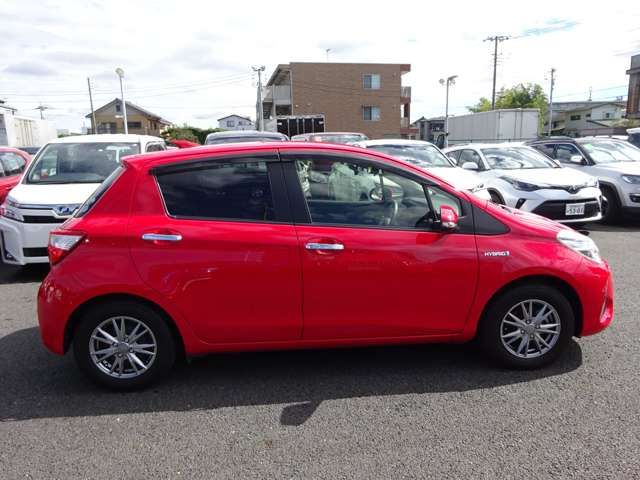 Toyota VITZ 2018-06 10464-10
