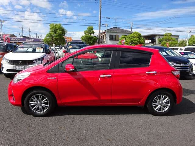 Toyota VITZ 2018-06 10464-9