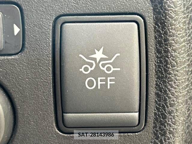 Nissan NOTE 2018-09 279867-4
