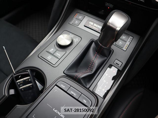 Lexus IS 2023-01 388152-15
