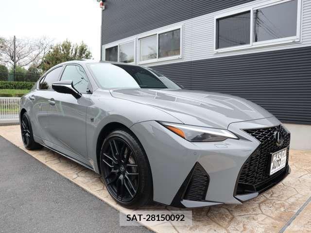 Lexus IS 2023-01 388152-2