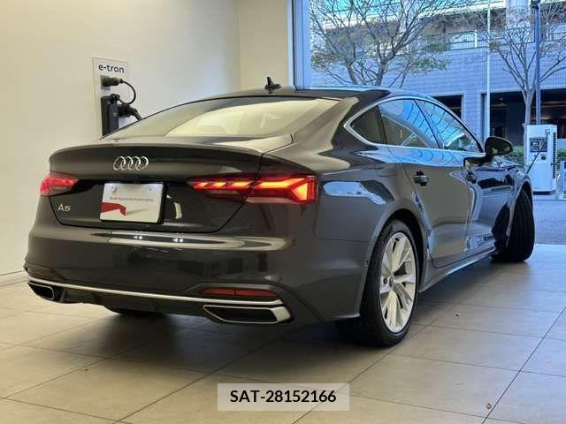 Audi A5 2021-05 218433-1
