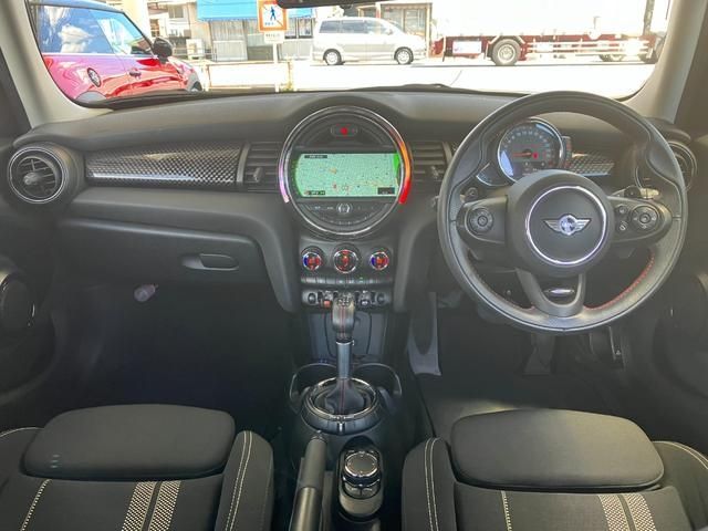 Bmw MINI 2016-11 4069-1