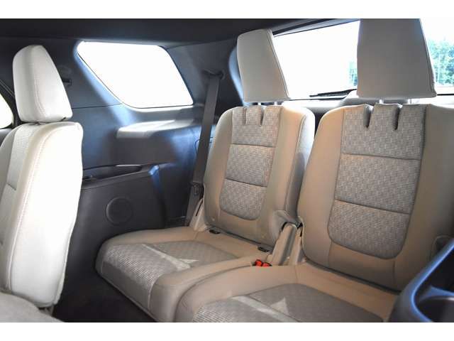 Ford EXPLORER 2012-05 23570-19