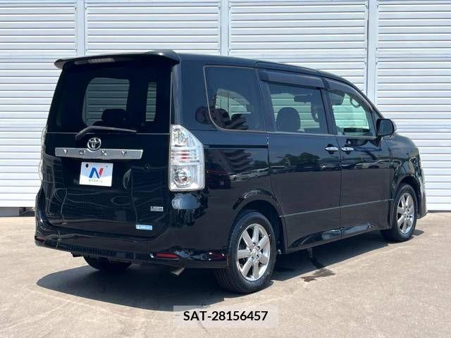 Toyota VOXY 2009-11 394999-17