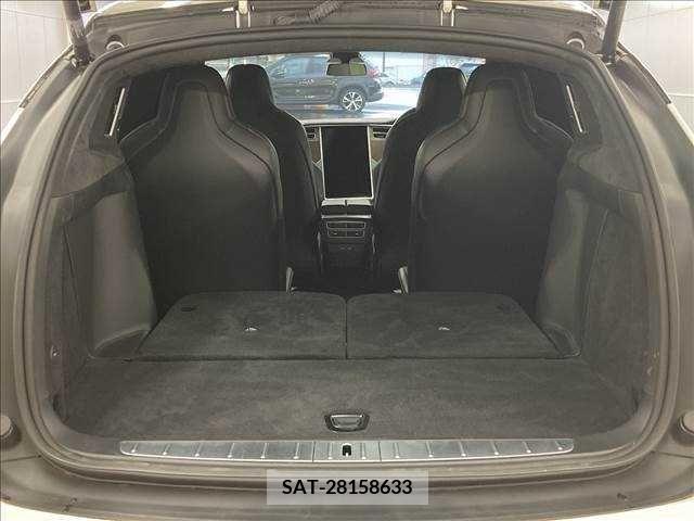 Tesla MODEL X 2017-12 332968-12