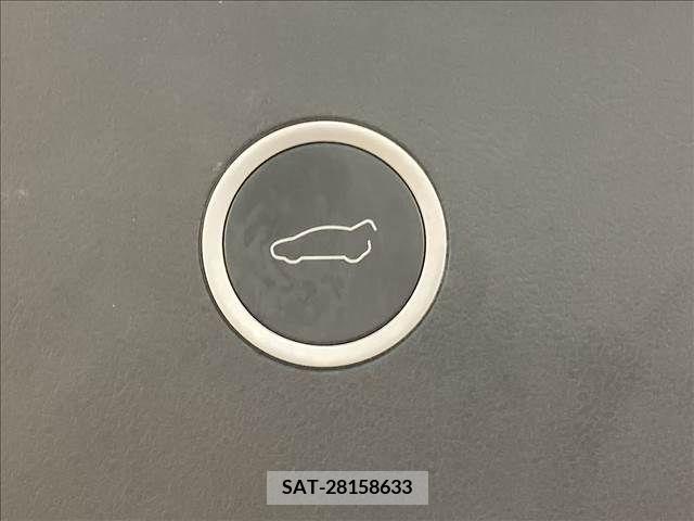 Tesla MODEL X 2017-12 332968-8