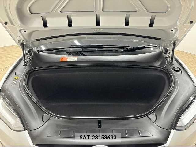 Tesla MODEL X 2017-12 332968-17