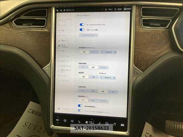 Tesla MODEL X 2017-12 332968-7