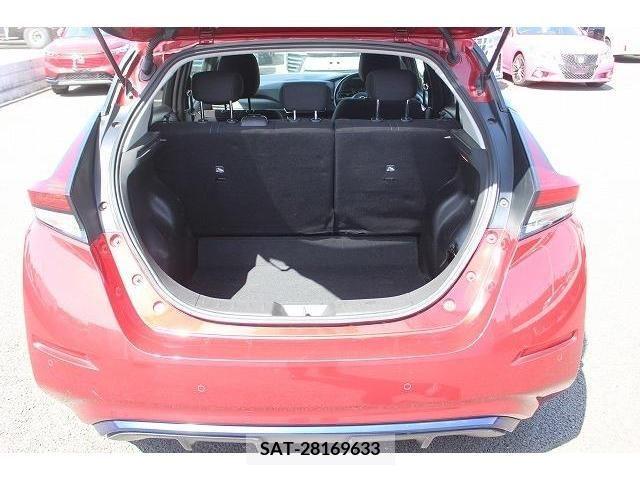 Nissan LEAF 2018-01 245848-17