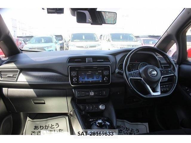 Nissan LEAF 2018-01 245848-12