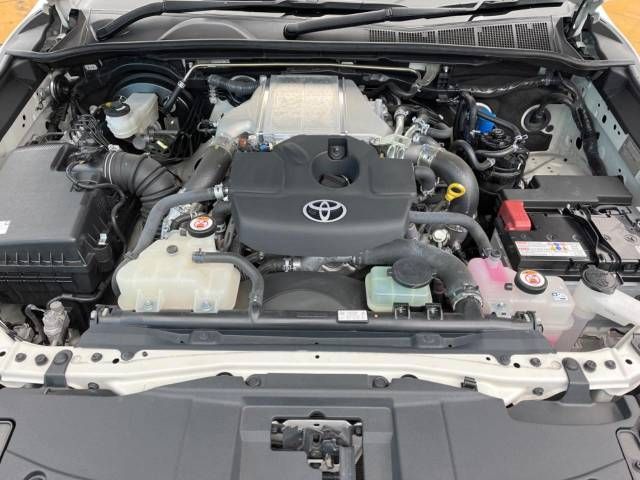 Toyota HILUX 2021-06 187943-18
