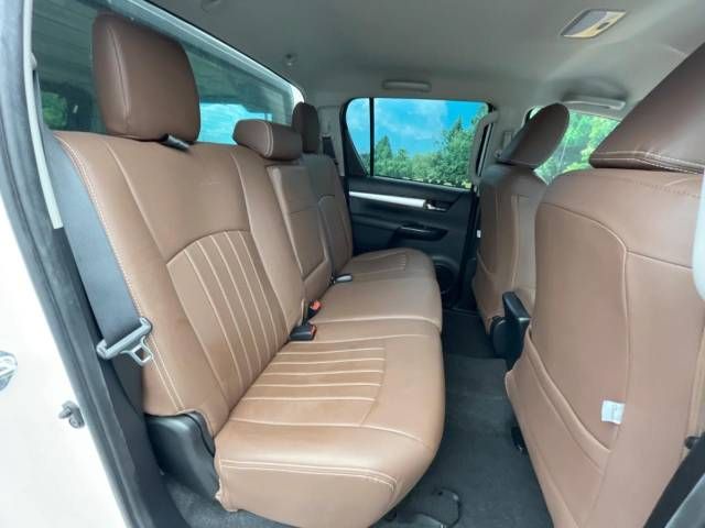 Toyota HILUX 2021-06 187943-9