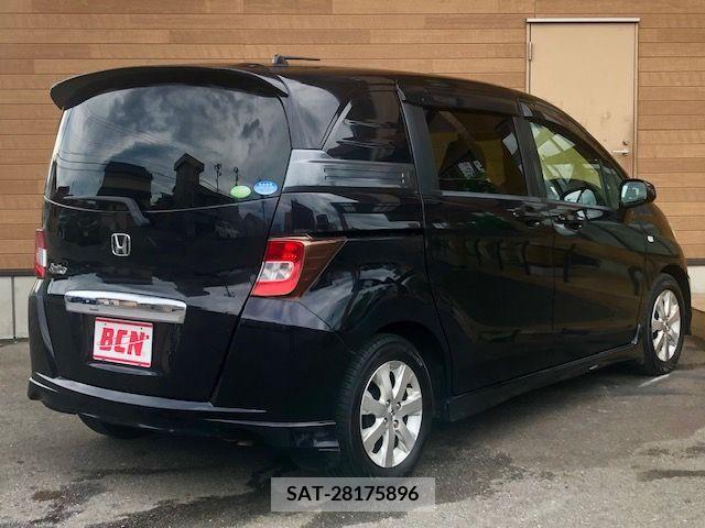 Honda FREED SPIKE 2011-08 325500-2