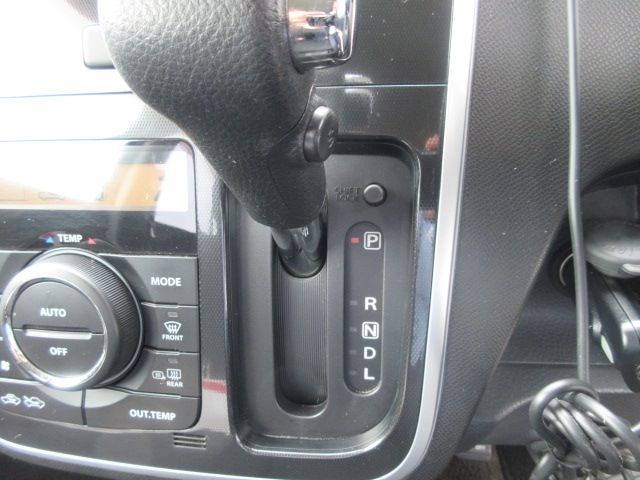 Suzuki WAGON R 2012-08 7368-15