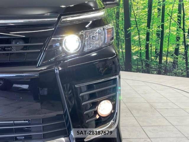 Toyota VOXY 2015-09 321448-12