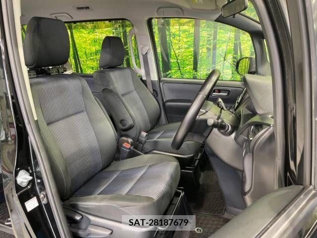 Toyota VOXY 2015-09 321448-8
