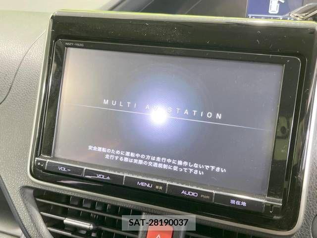 Toyota VOXY 2014-03 341769-2