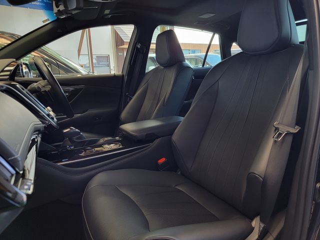 Toyota CROWN SEDAN 2018-08 23372-20