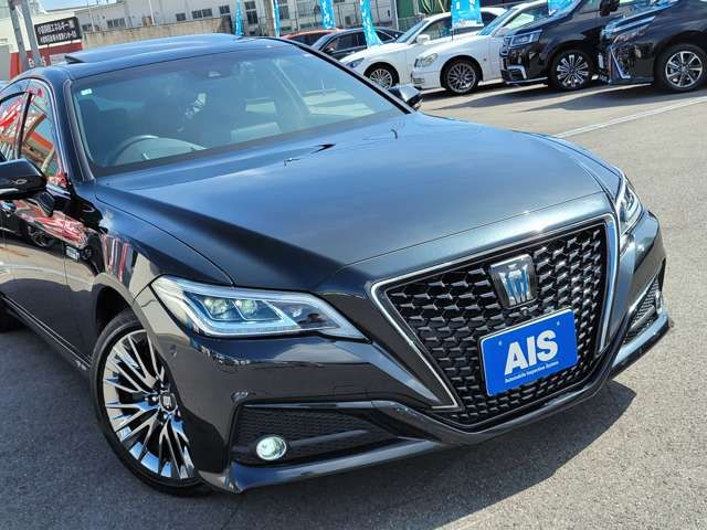 Toyota CROWN SEDAN 2018-08 23372-2