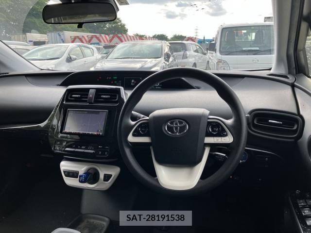 Toyota PRIUS 2019-02 322530-1