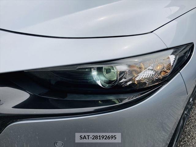 Mazda MAZDA3 2019-08 301038-11