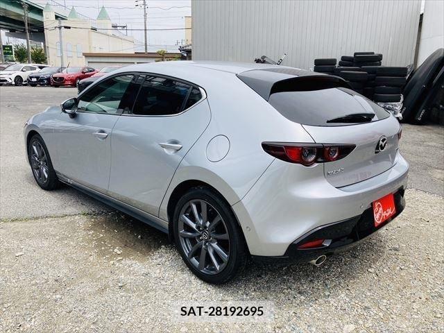 Mazda MAZDA3 2019-08 301038-19